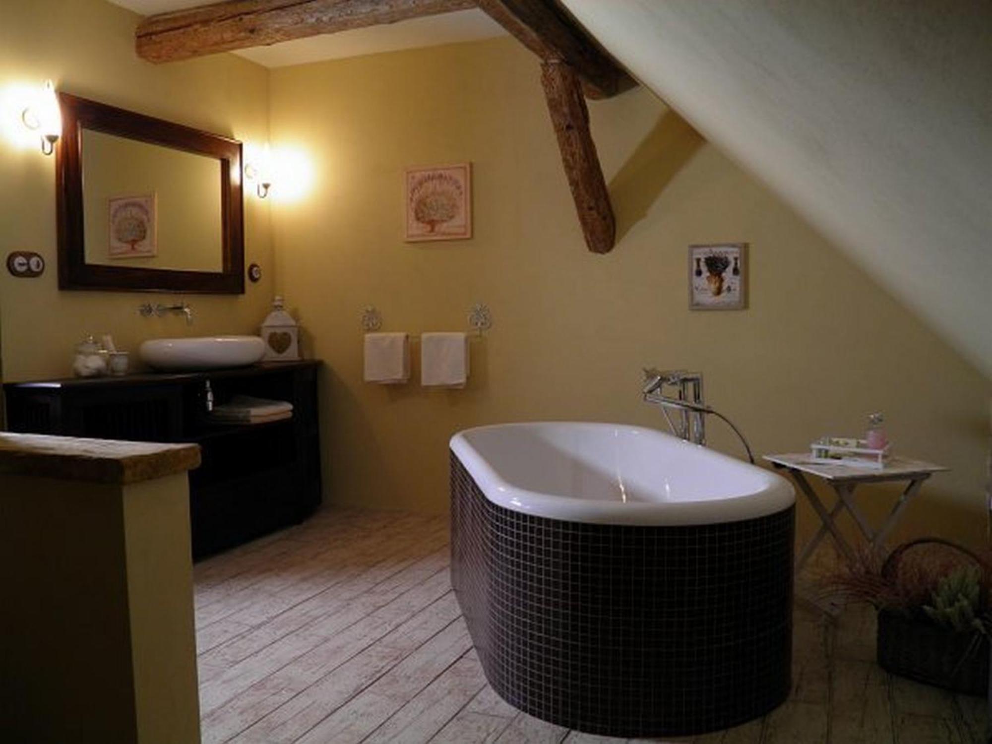 Dvur Olsiny -Hotel And Horse-Riding Karviná Quarto foto